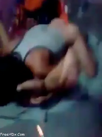 पति ने दोस्त से अपनी लुगाई की चूत चुदवाई हिंदी ऑडियो ब्लू फिल्म वीडियो — screenshot 4