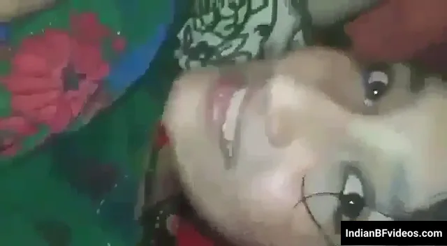 पहाड़ी बीवी की बिग बूब्स चिकनी चुत पति ने बेडरूम में हार्ड चोदी देसी हिंदी बीएफ MMS