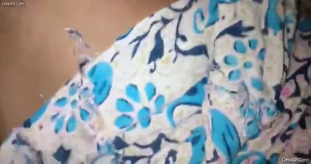 देसी भाभी का पूरा ब्लोजॉब वीडियो पति ने बनाया चूत चुदाई सहित — screenshot 5