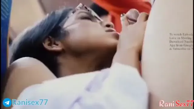 चश्मिश कॉलेज छात्रा सुहानी बस में चुदाई का मजा लेती देसी सेक्स MMS वीडियो — screenshot 8