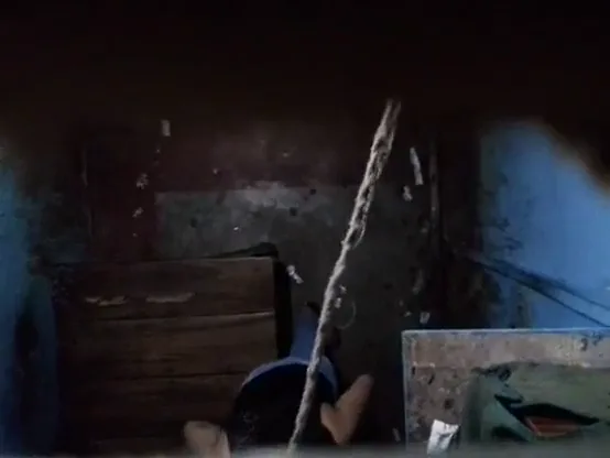 जी बी रोड की रंडी की जबरदस्त फकिंग चूत चुदाई देसी बीएफ MMS वीडियो — screenshot 1