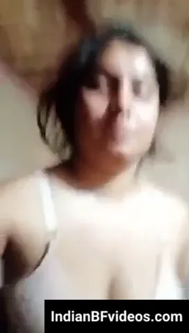 बडे स्तन वाली पाकी भाभी ने चूत गांड दिखाई देसी वीडियो — screenshot 5