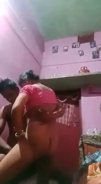 भाभीजी के पेटिकोट का नाडा खोलकर देवर ने चूत बजाई देसी बीएफ — screenshot 3