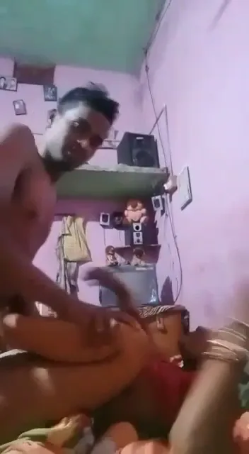 भाभीजी के पेटिकोट का नाडा खोलकर देवर ने चूत बजाई देसी बीएफ — screenshot 6