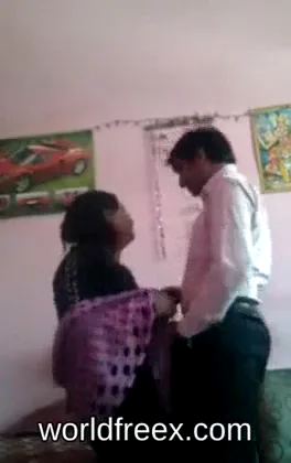 मुस्लिम भाभी यार का लंड लेकर चुदाई करती हुई हिंदी बीएफ एमएमएस — screenshot 3