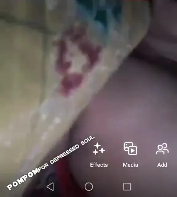 रात में चुदासी हुई लड़की ने अपने बड़े बूब्स दबाते हुए सेक्स वीडियो — screenshot 1
