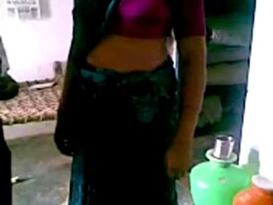 देहात की देसी भाभी को लिटाकर जोरदार चुदाई की गांव वाली सेक्स वीडियो — screenshot 9