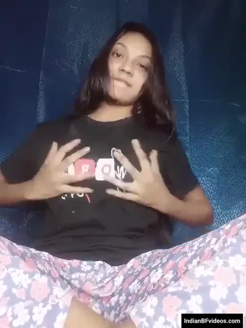 कामुक लड़की ने बड़े बूब्स चूसकर अपनी गांड में उंगली डाली देसी चूत वीडियो — screenshot 1