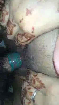 कॉन्डम पहनकर ससुर बहू को जोरदार चोदता देसी एमएमएस वीडियो — screenshot 1