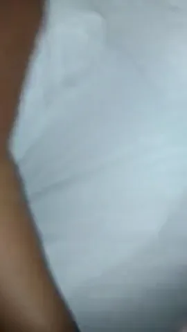 हाउसवाइफ को काले लंड से चुद्वाता पति (क्कोल्ड) वीडियो — screenshot 2
