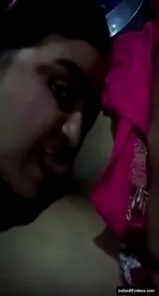 पाकिस्तानी बहनें एक दूसरे की चूत चाटकर लेस्बियन सेक्स करती हुईं वीडियो — screenshot 10