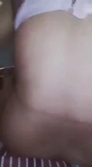 सेक्सी आंटी की देसी चोदा चोदी गांड चुदाई वाली हिंदी ब्लू फिल्म वीडियो — screenshot 4