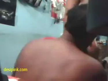 इंडियन गर्ल जूली को उसके अंकल ने घर पर चोदा देसी चुदाई एमएमएस — screenshot 4