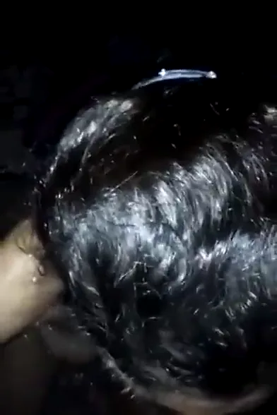 छोटी बहन ने बाथरूम में भाई का लंड चूसा और चूत में लिया हिंदी बीएफ — screenshot 10