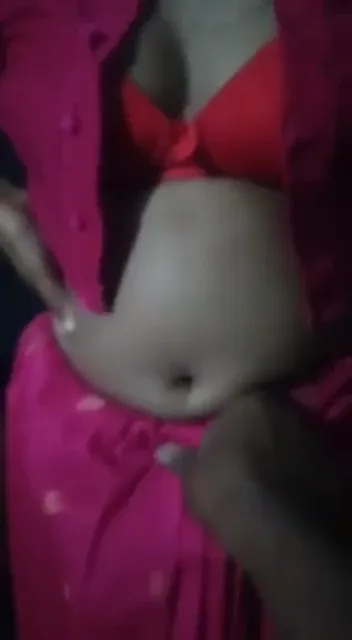 शालीन स्वभाव की भाभी को देवर ने नंगी करके जोरदार देसी सेक्स किया हिंदी बीएफ वीडियो — screenshot 2