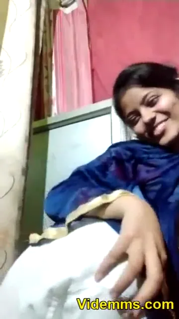 घरेलू प्रेमिका का गजब किसिंग और बूब्स सकिंग देसी सेक्स वीडियो — screenshot 5