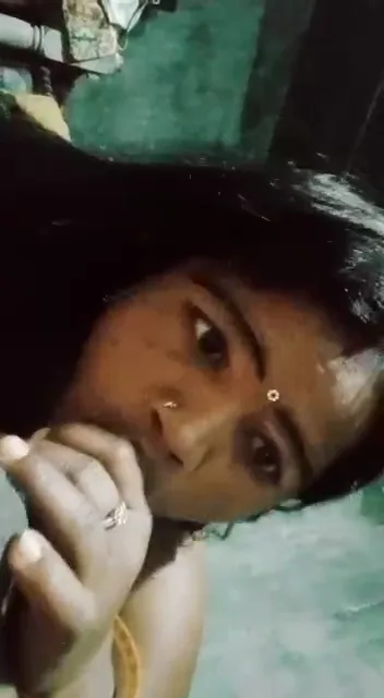 टाइल्सवाले राजस्थानी लंड को गाँव की हॉट आंटी ने चूत में लेकर देहाती चुदाई की — screenshot 5