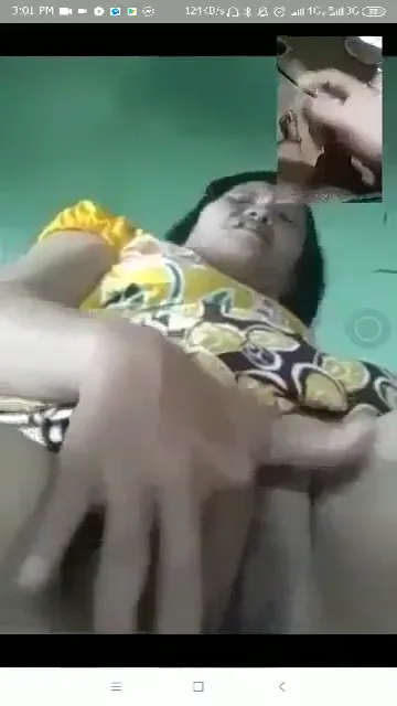 वीडियो कॉल पर आंटी ने हस्तमैथुन करके लड़के का मुठ निकाला देसी एमएमएस — screenshot 8