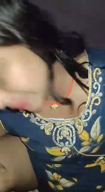 किरायेदार भाभी लंड चूसकर चूत चुदवाने वाली देसी भाभी बीएफ वीडियो — screenshot 2