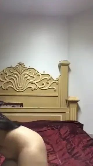पंजाबी लेडी ने अपनी मोटी चूत सहलाकर दिखाई और उंगली डालकर मस्ती की देसी चूत वीडियो — screenshot 3