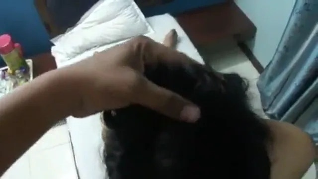 ब्याज के चक्कर में बीवी को कचोरीवाले ने चूत में लंड डालकर चोदा हिंदी बीएफ वीडियो — screenshot 10