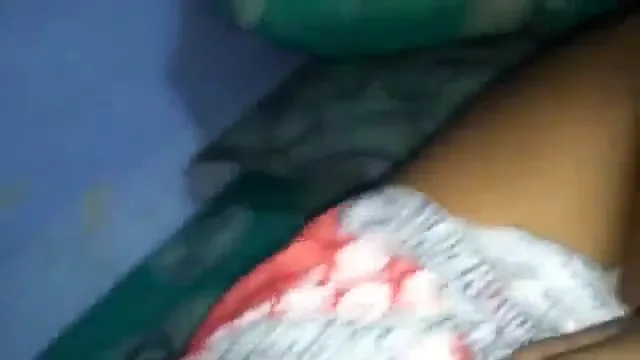 मल्लू गर्लफ्रेंड के साथ बॉयफ्रेंड मस्ती करके जोरदार चुदाई करता वीडियो — screenshot 1