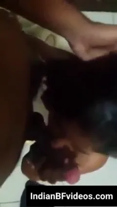 गर्लफ्रेंड का बड़ा लंड चूसना और चूत गांड में ऊँगली डालकर चुदाई देसी एमएमएस वीडियो — screenshot 1