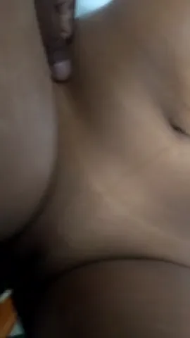 होटल में देसी जवान प्रेमी प्रेमिका का प्राइवेट चुदाई MMS ब्लू फिल्म — screenshot 8