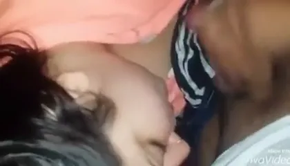 हिजाब वाली मुस्लिम लड़की ने लंड चूसा देसी ब्लू फिल्म वीडियो — screenshot 4