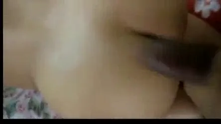 देसी इंडियन वाइफ स्वैप करके चुदाई करती हुई हिंदी बीएफ सेक्स वीडियो — screenshot 4