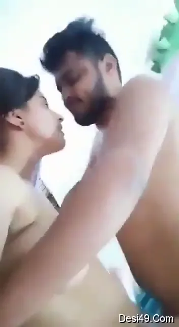 चप्प चप्प करके जीएफ की चूत चोदने का सेल्फी देसी MMS वीडियो — screenshot 2