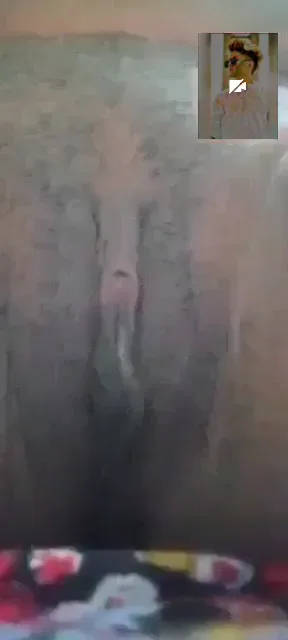 मुस्लिम भाभी ने पैसे के लिए ऑनलाइन चूत दिखाई देसी MMS ब्लू फिल्म — screenshot 3