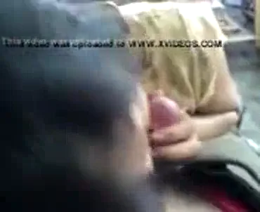 देसी लड़की ने छोटा लंड चूसा और जोरदार चूत चुदाई करवाई — screenshot 6