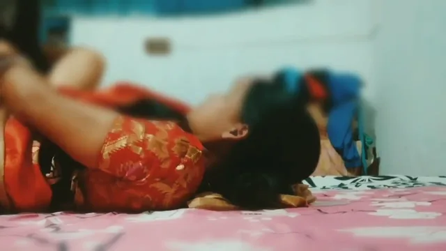 देवर के दोस्त ने पैसे देकर भाभी की हार्ड चुदाई कर दी हिंदी बीएफ — screenshot 5