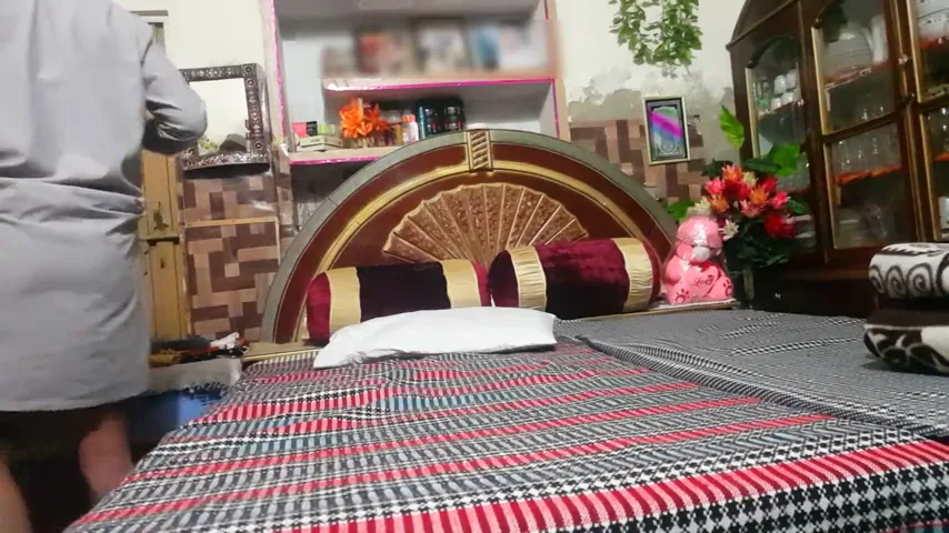 पाकिस्तानी पंजाबी आंटी की फुद्दी चोद के अंकल ने बनाई पूरी सेक्स फिल्म