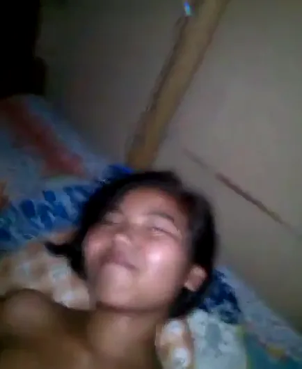 नेपाली लड़की की गजब चूत चोदकर माल गिराने वाला वीडियो — screenshot 5