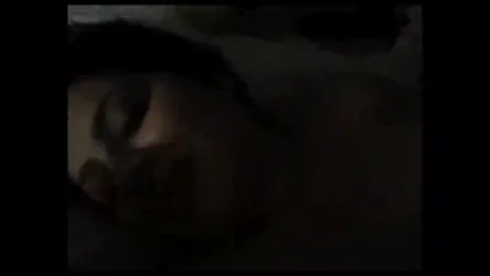 दिल्ली वाली चुदासी आंटी पराये लंड से चूत चुदाई करती देसी एमएमएस — screenshot 1