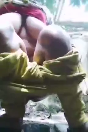 सेक्सी बूब्सवाली भाभी ने चूत में ऊँगली डाल पानी निकाला हिंदी सेक्स — screenshot 5