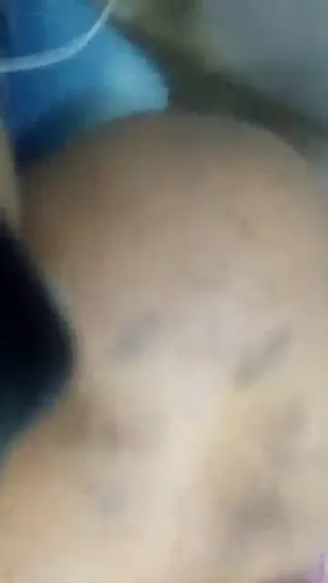 मजदूर औरत की साड़ी उठा ठेकेदार ने टॉयलेट में चूत चोदी देसी सेक्स — screenshot 3