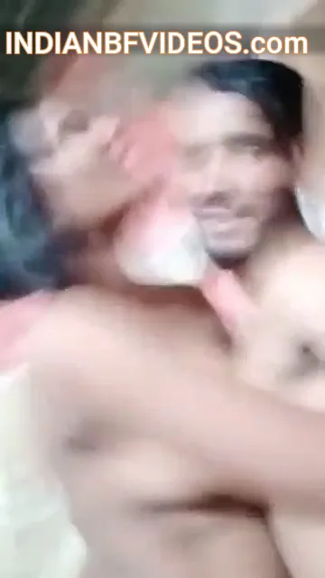 हिंदी बीएफ वीडियो में गांव की चुदासी भाभी की बिंदास नंगी सेल्फी चुदाई — screenshot 3