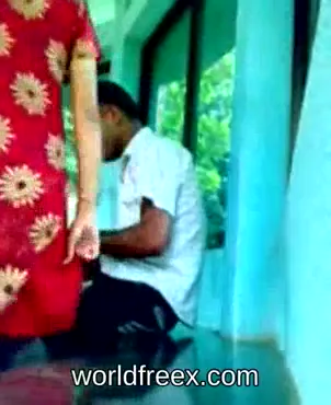 देसी कॉलेज लवर्स का रोमांचक सेक्स एमएमएस वीडियो हिंदी बीएफ देहाती चुदाई — screenshot 4