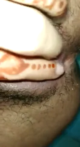 मेहंदी वाली उंगलियों से मंगेतर ने बूब्स और चूत दिखाई देसी बीएफ वीडियो — screenshot 9