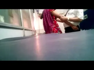 डॉक्टर ने लड़की की चूत मसली चेकिंग बहाने देखें देसी सेक्स एमएमएस — screenshot 9