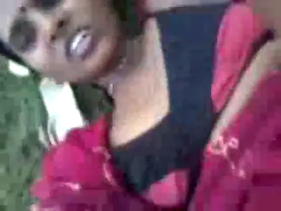देहाती भाभी की खुले खेत में चूत चुदाई गांव की एमएमएस वीडियो — screenshot 8