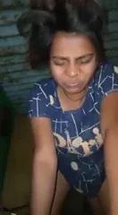 बाबू के लिए अपनी गांड मरवाती देहाती प्रेमिका की जोरदार चुदाई गांव वाली वीडियो — screenshot 1