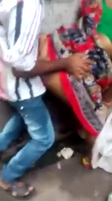 मुंबई की रंडी का सड़क पर खुला चोदाई वाला देसी एमएमएस वीडियो — screenshot 1