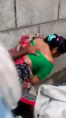 मुंबई की रंडी का सड़क पर खुला चोदाई वाला देसी एमएमएस वीडियो — screenshot 2