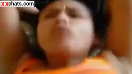 चूत चुदाई के दौरान चिल्लाती हुई औरत का पूरा देसी सेक्स मजा हिंदी बीएफ वीडियो — screenshot 2
