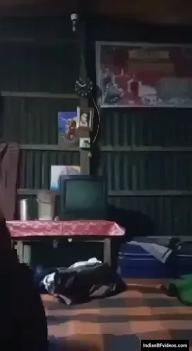 गाँव वाली भाभी ने खुद अपनी चूत चुदाई की वीडियो बनाई देसी बीएफ फिल्म — screenshot 7