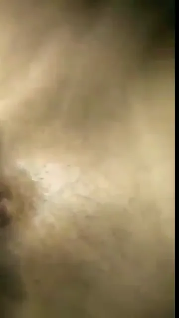 चुम्मा चाटने के बाद बॉयफ्रेंड ने गर्लफ्रेंड की चिकनी चूत चोदी देसी एमएमएस वीडियो — screenshot 4